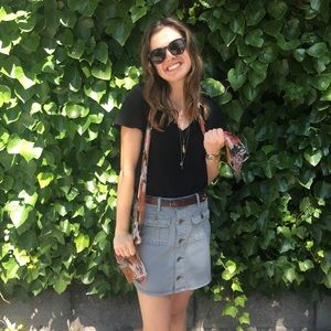 Meet your Posher, Caitlin